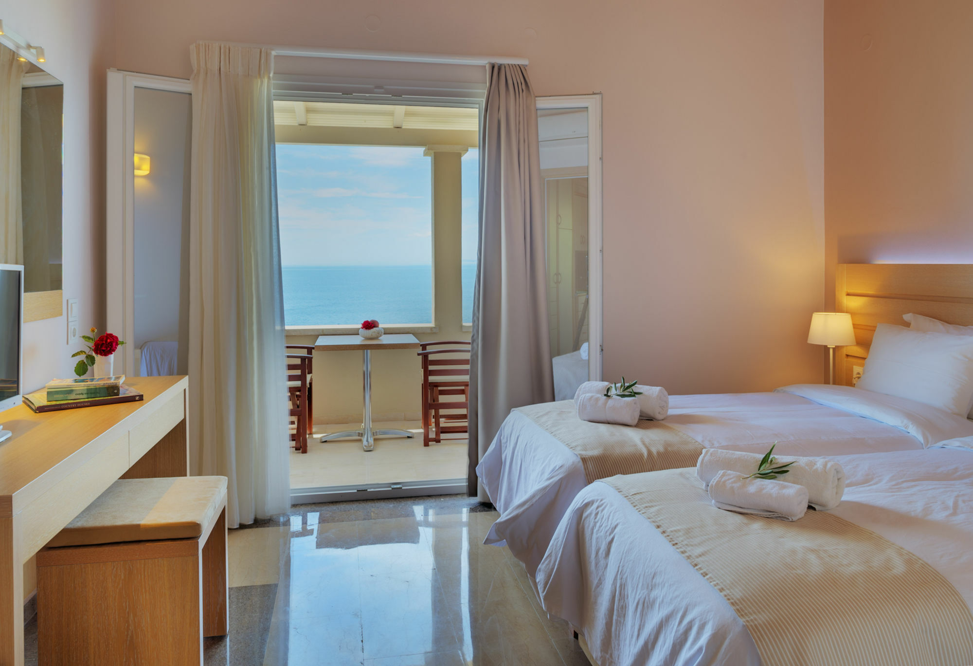 Krouzeri Beach Apartments Katávolos Екстериор снимка